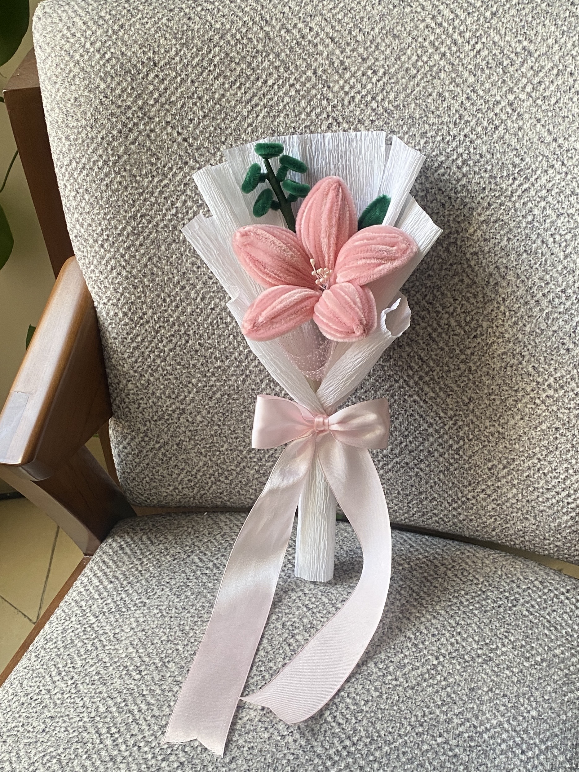 تک شاخه لیلیوم متوسط💖